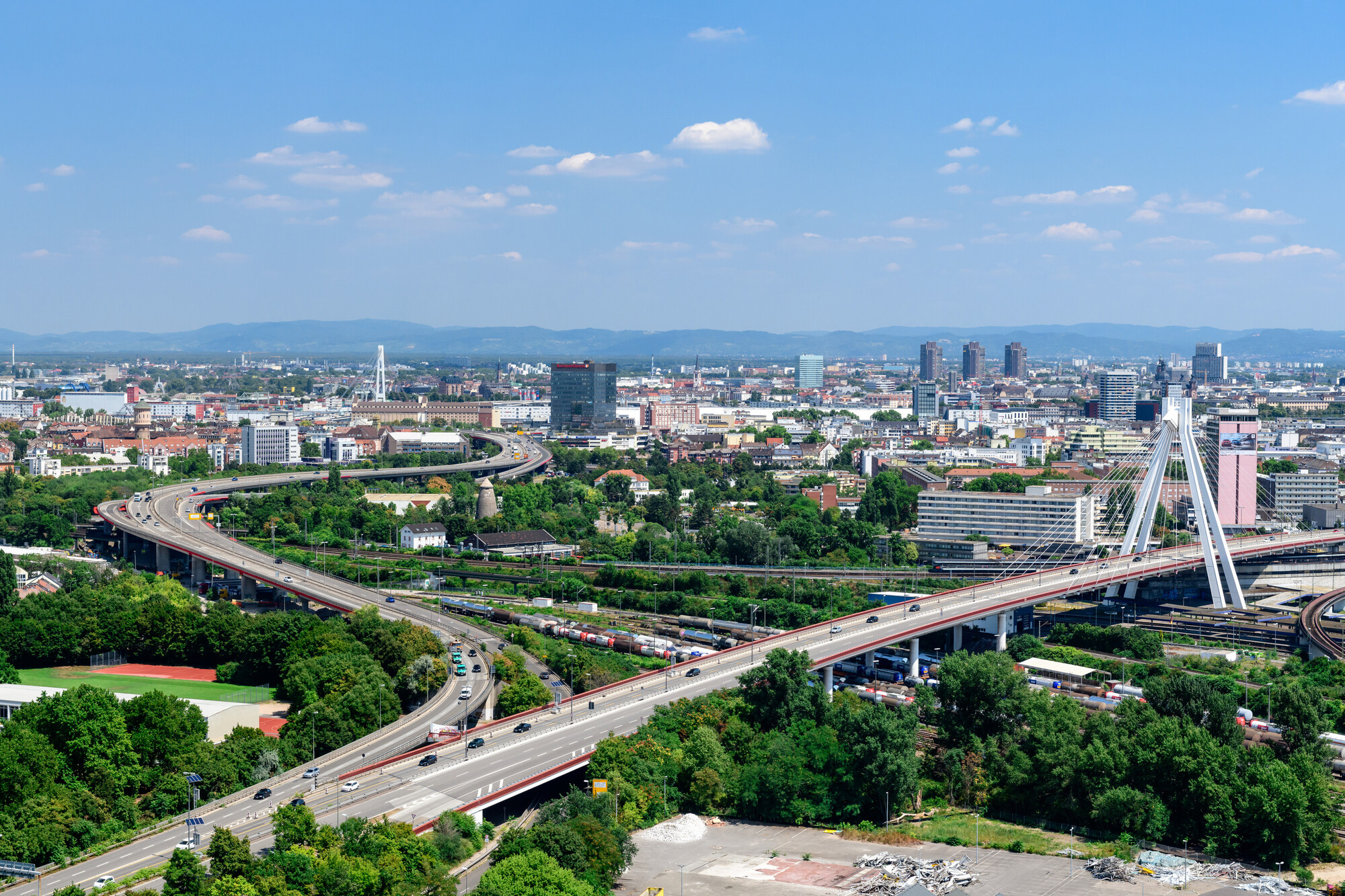 Blick auf das Hochstraßensystem